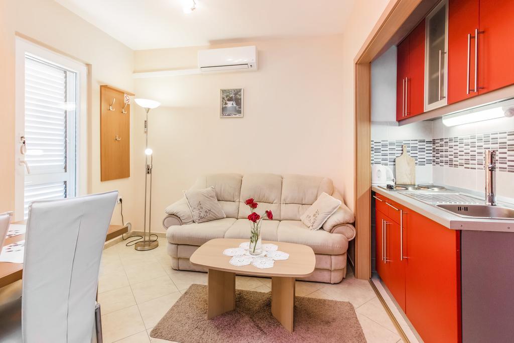 Oaza Tribunj Sea View Apartment Room photo