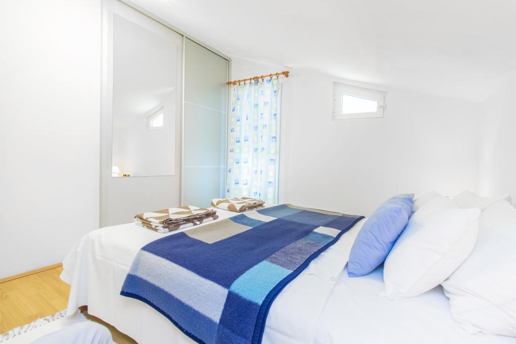 Oaza Tribunj Sea View Apartment Room photo