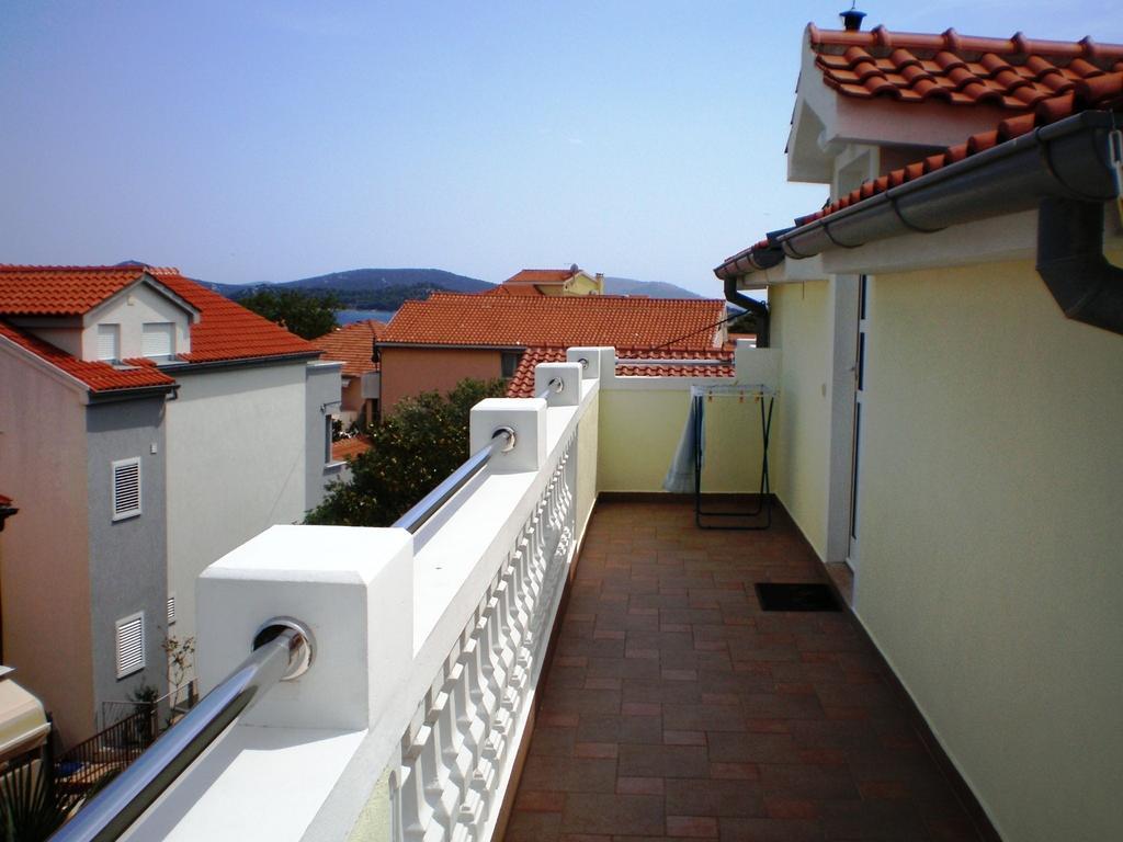 Oaza Tribunj Sea View Apartment Exterior photo
